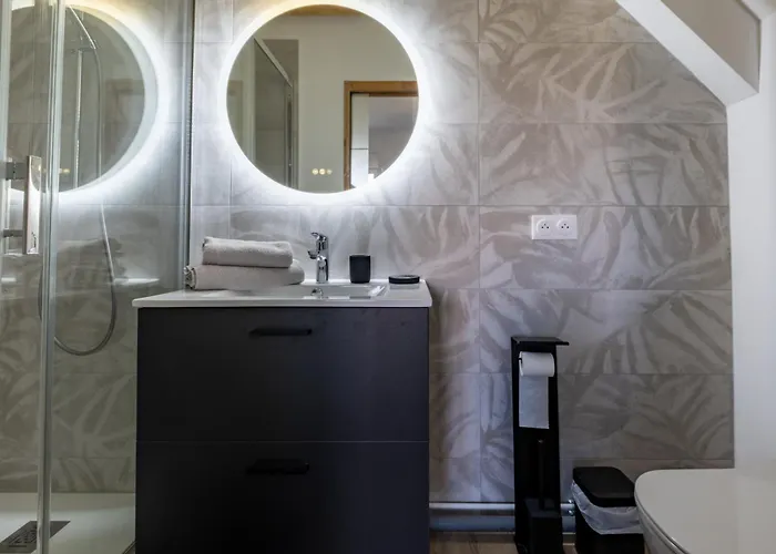 The Tourangelle House - Family House In *